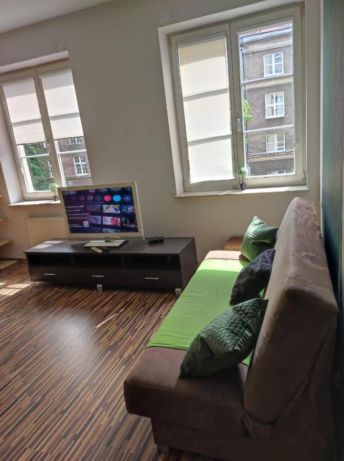 Apartament Przy Fontannie Neptuna Gdansk Bagian luar foto