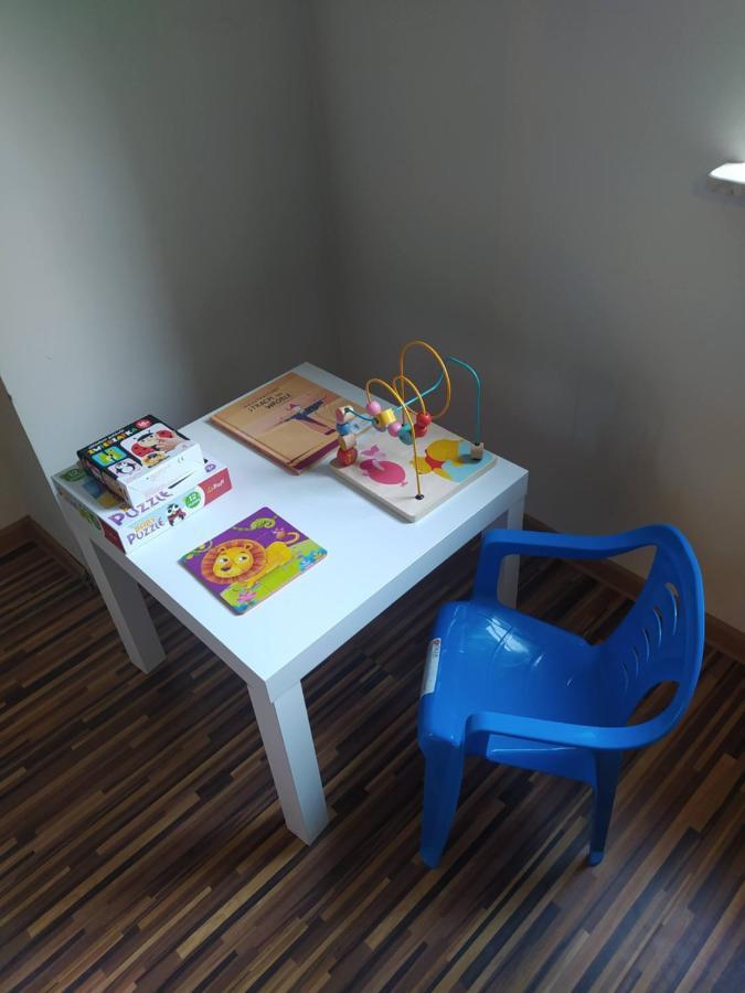Apartament Przy Fontannie Neptuna Gdansk Bagian luar foto